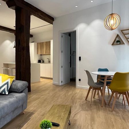 Apartamento En El Casco Viejo บิลเบา ภายนอก รูปภาพ